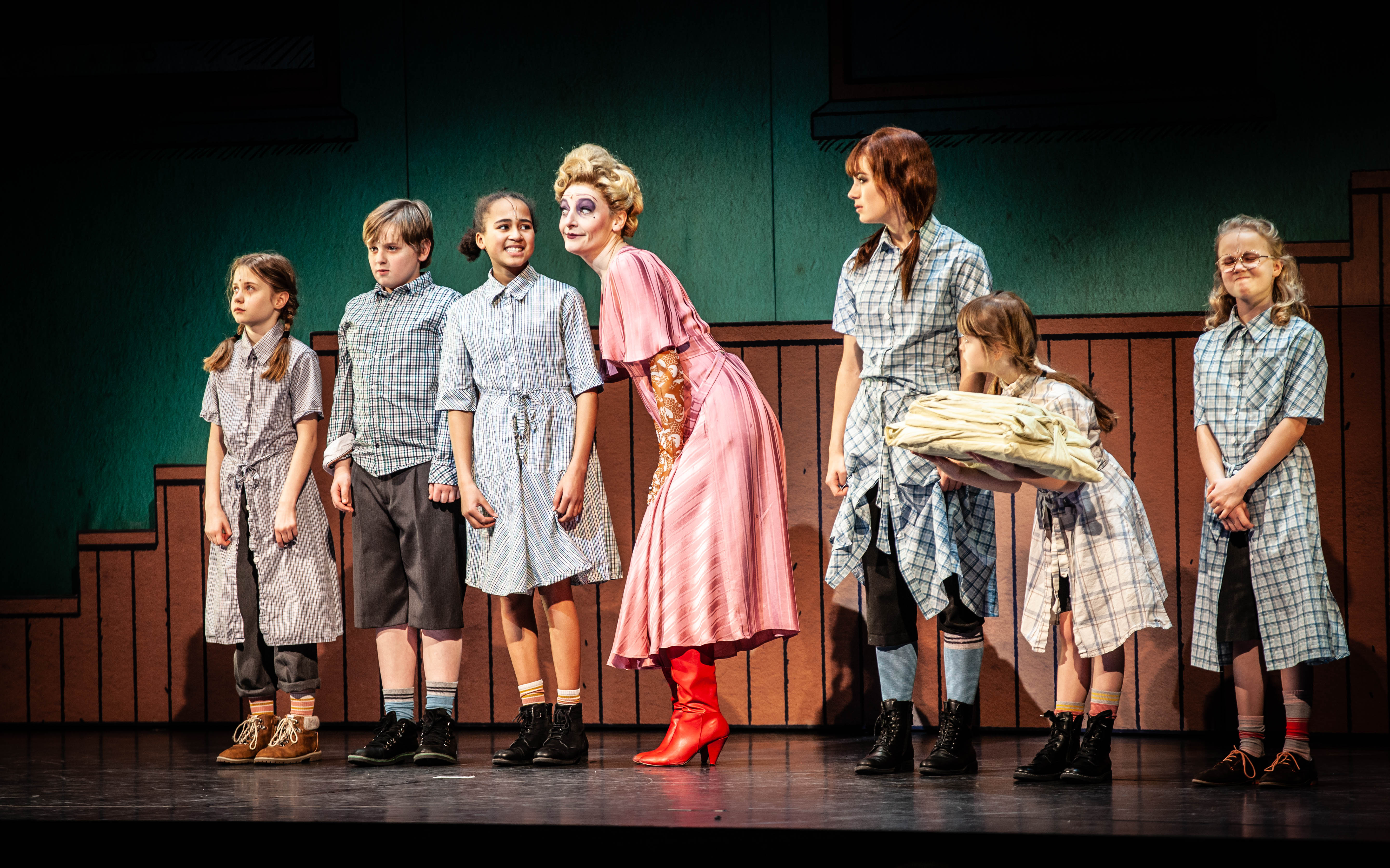 Annie — Album (klik om te bekijken)